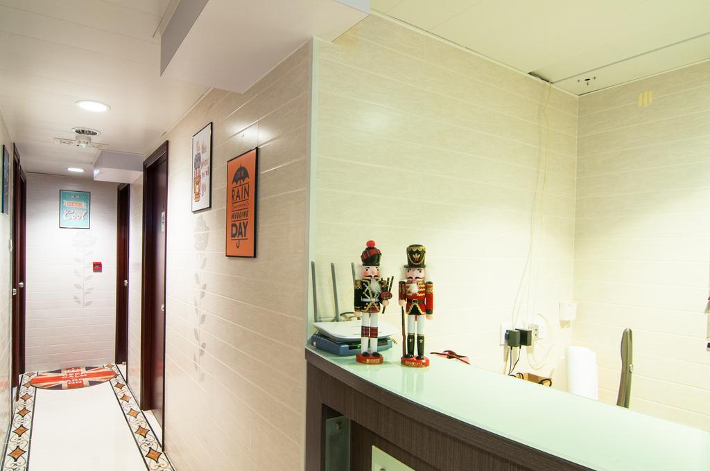 Big Wave Travel Hotell Hongkong Exteriör bild