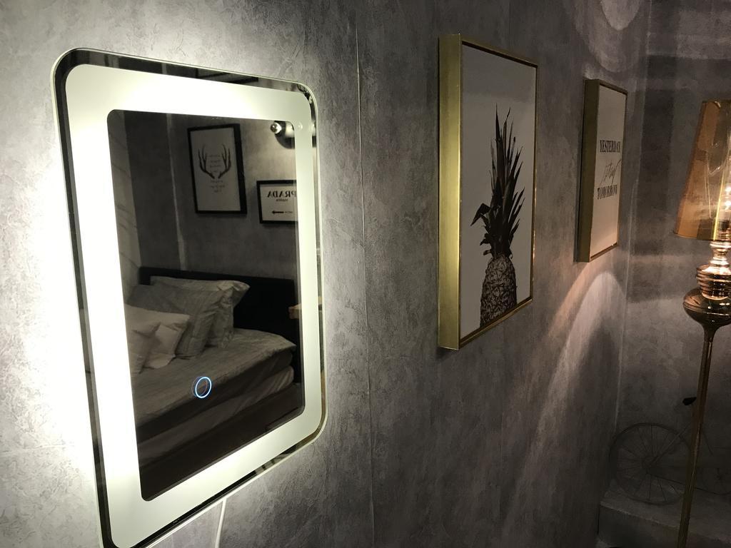 Big Wave Travel Hotell Hongkong Exteriör bild